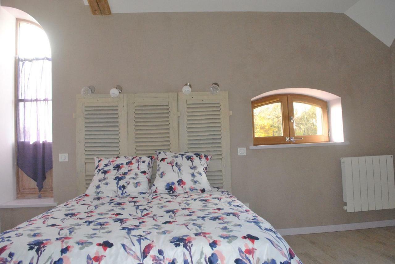 Domaine De La Poyat Bed & Breakfast Legny ภายนอก รูปภาพ